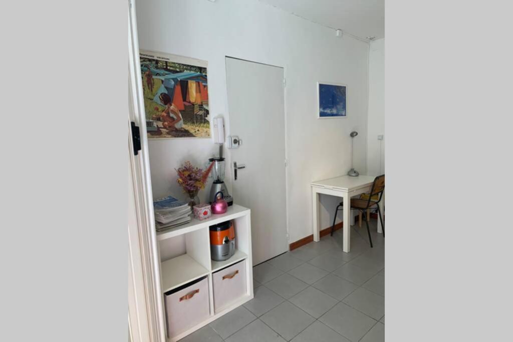 Charming Studio With Patio In The Heart Of Marseille Ngoại thất bức ảnh